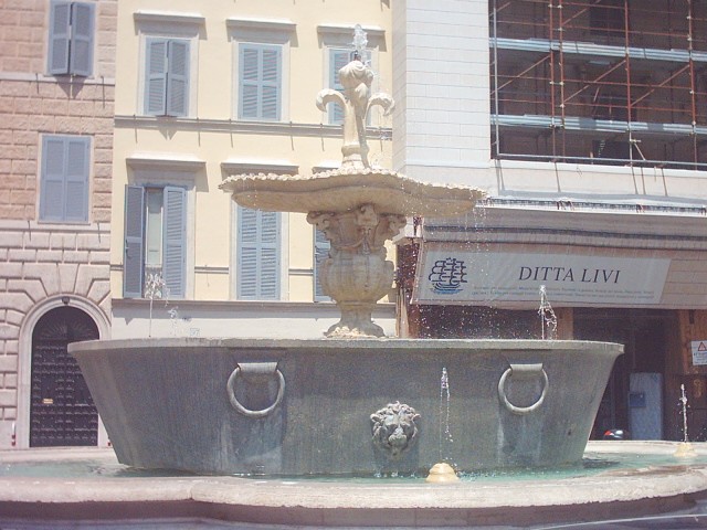 photo fontana-palazzo-farnese.jpg