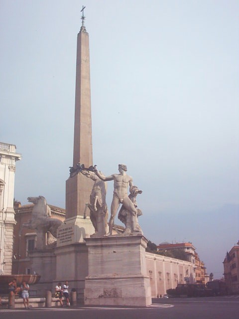 photo piazza-del-quirinale2.jpg